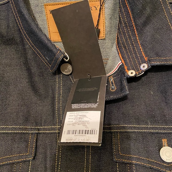 Burberry jacket - Picture 7 of 11